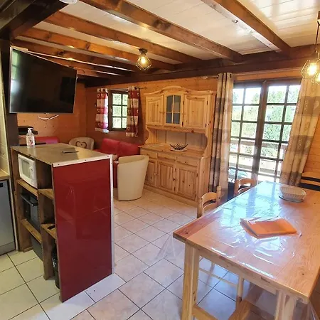 Chalet Chalet Le Chandeley Champdray