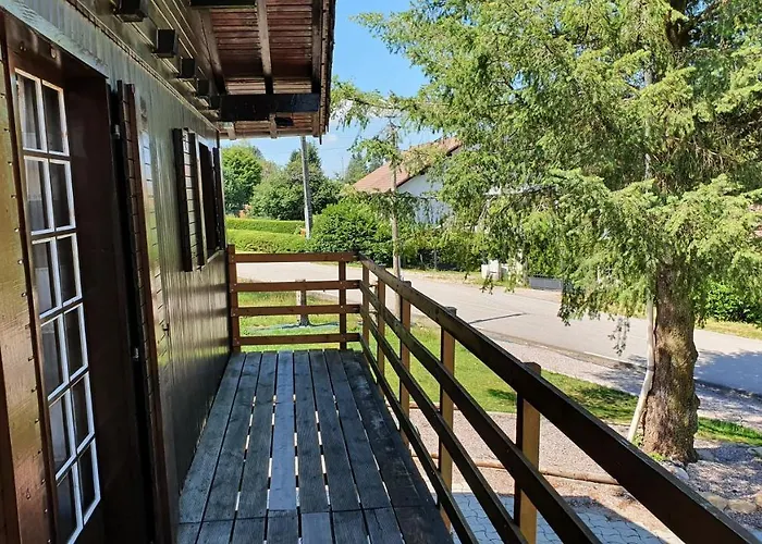 Chalet Le Chandeley Chalet