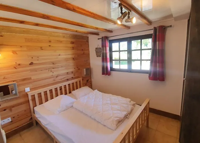 Chalet Le Chandeley シャレー *